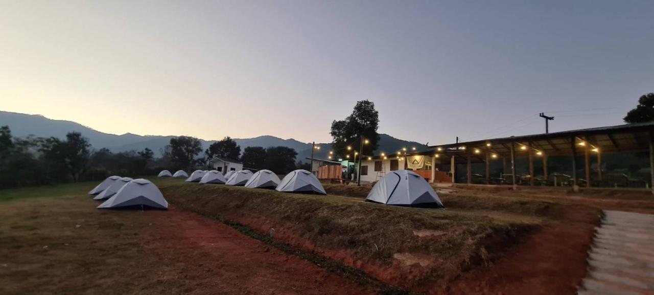 ข้างเขาแคมป์ Khangkhao Camp Ban Yang Khun Wang 외부 사진